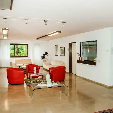 Sabrina App- 006 By Interhome